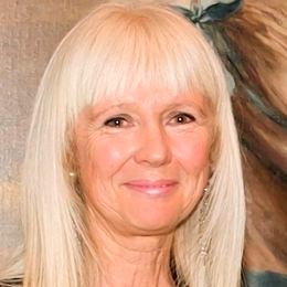 Picture of Gill Perry